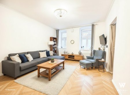 Moderne 2-Zimmer-Altbauwohnung mit Terrasse im ruhigen Innenhof | Gesamte Wohnung hofseitig ausgerichtet