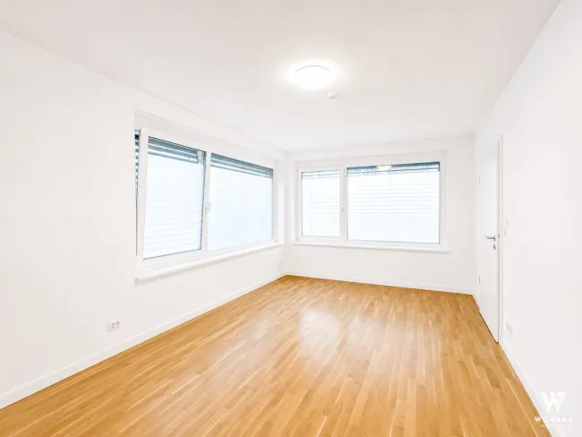Helle Ordinationsfläche / Geschäftsräumlichkeit im Erdgeschoss – modern & effizient | U6 Alser Straße | St. Anna Kinderspital - Bild