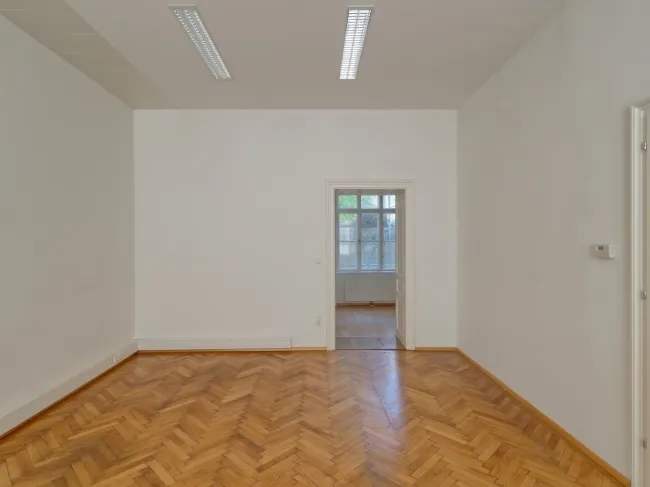 großer Raum