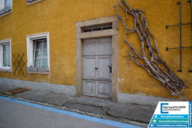 Kleines Stadthaus an der Donau – mit Charme und Potenzial - Bild