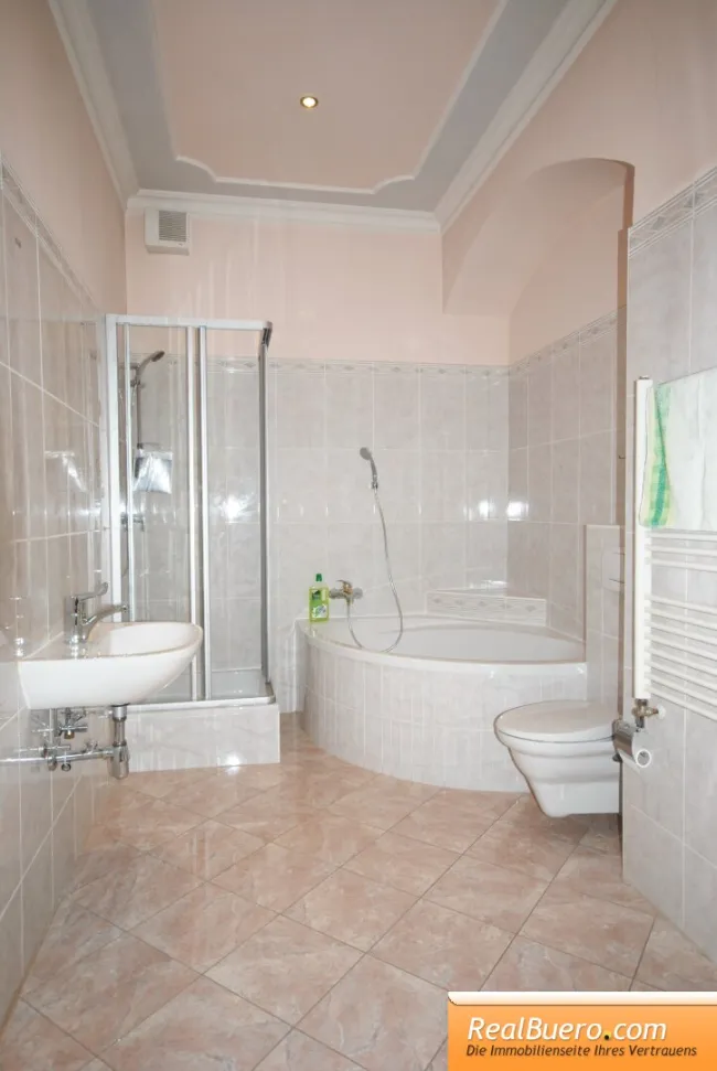 Badezimmer mit Wc