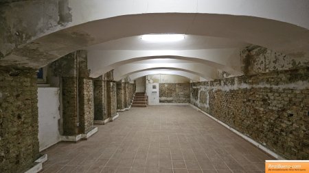 Großzügiges Halbsouterrain mit vielseitiger Nutzung in U3 Nähe – ideal als Lager, Atelier oder Hobbyraum