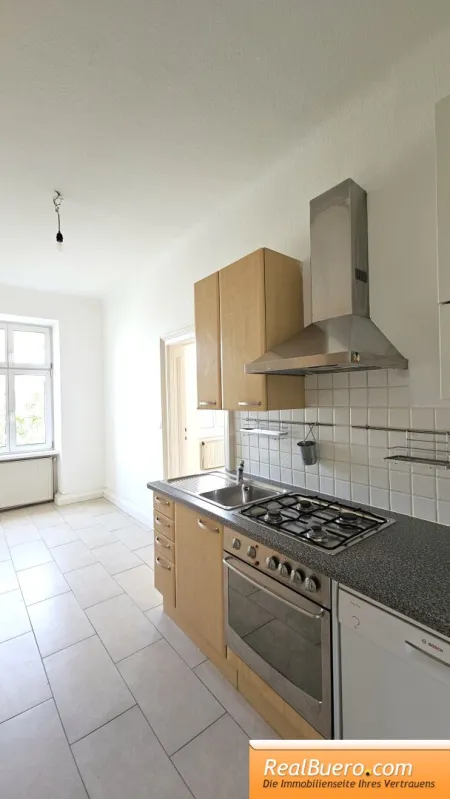 Einbauküche mit Platz für einen Essbereich