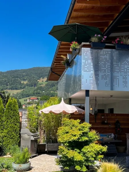 4-Zi.-Luxus-Maisonette mit Garten, Terrasse & Loggia - Panorama-Bergblick in Seeboden/Millstätter See