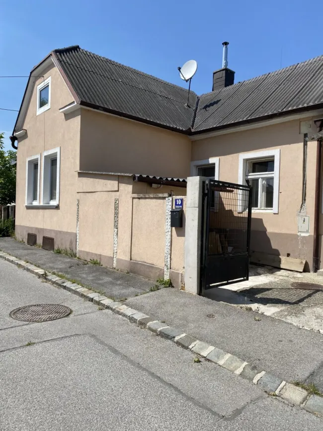 "Schnäppchenpreis"- Renovierungsbedürftiges Einfamilienhaus in Matzen -Raggendorf.... - Titelbild