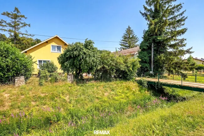 Zufahrt Haus & Garage über Brückerl