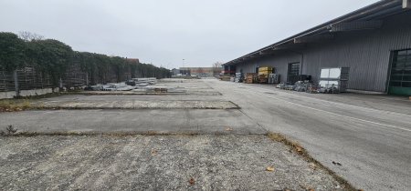 Gewerbliche Außenflächen/ Außenlager