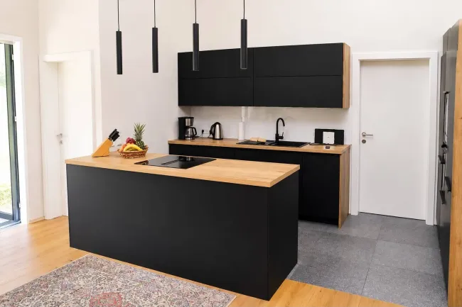 Neuwertiger Design-Bungalow +++ Exklusive Kapitalanlage mit lebenslangem Wohnrecht - Bild