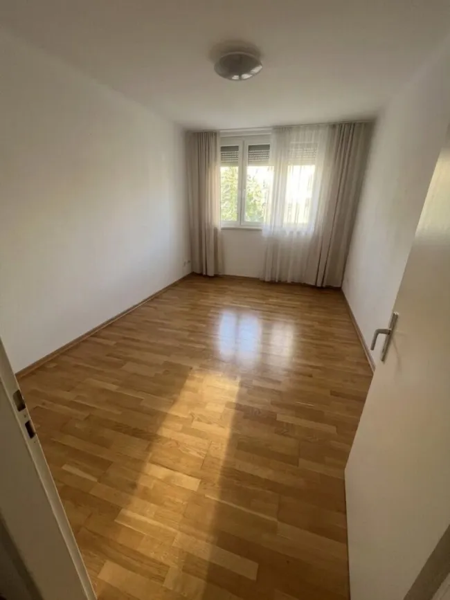 Zimmer 2