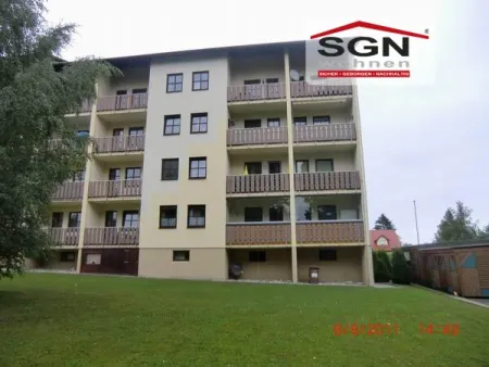 Kleine Wohnung mit Loggia - Bild