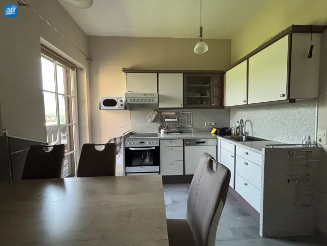 Sonnige 4 Zimmer Wohnung im Herzen von Hallwang mit Balkon und Stellplatz €525.000.-- - Bild