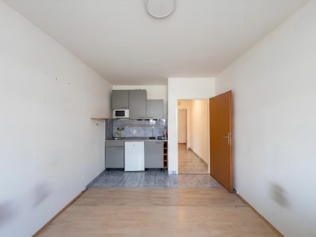 Kompakte Starterwohnung im 5. OG | ELISABETH-VORSTADT