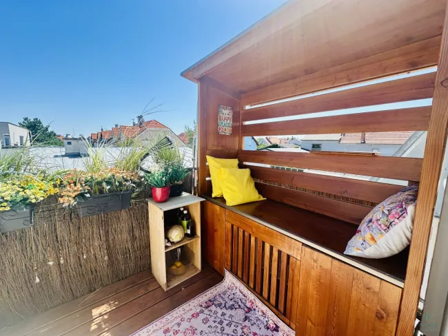 Charmante 3-Zimmer - DG Wohnung mit Balkon, Garage & Klimaanlage in Kottingbrunn - WBF Übernahme möglich - Bild