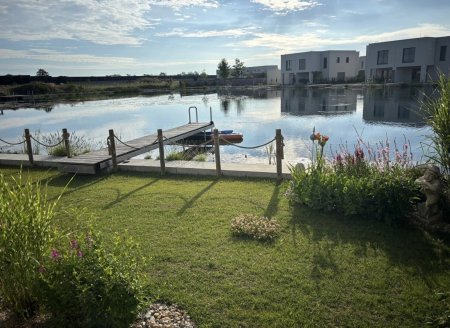 HOCHWERTIGES SEEHAUS + PRIVATEM SEEZUGANG + GARTEN - 35 MIN VON WIEN ENTFERNT