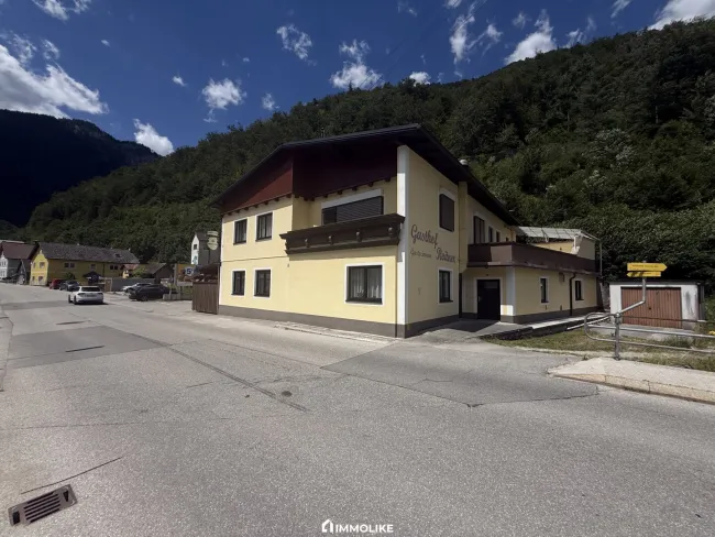 Gasthaus vom Zentrum kommend