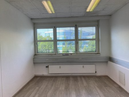 Top Büro/Praxis in Linz:17,20 m² - ideal für Start up`s!