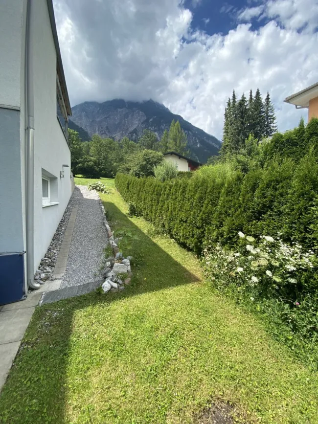 Gemütliche 2 Zimmer Gartenwohnung mit KFZ-Stellplatz - Bild