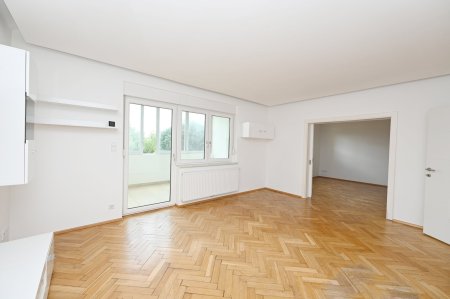 Geräumige 5-Zimmer Gartenwohnung mit Wintergarten in Hollabrunn – gepflegt und sonnig!