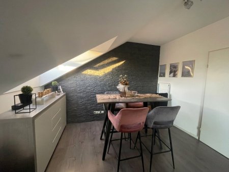Dachgeschosswohnung in ruhiger Wohnlage – mit großer Terrasse und idealer Infrastruktur