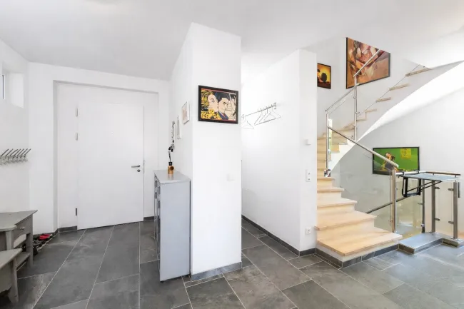 Eingangsbereich mit Garderobe