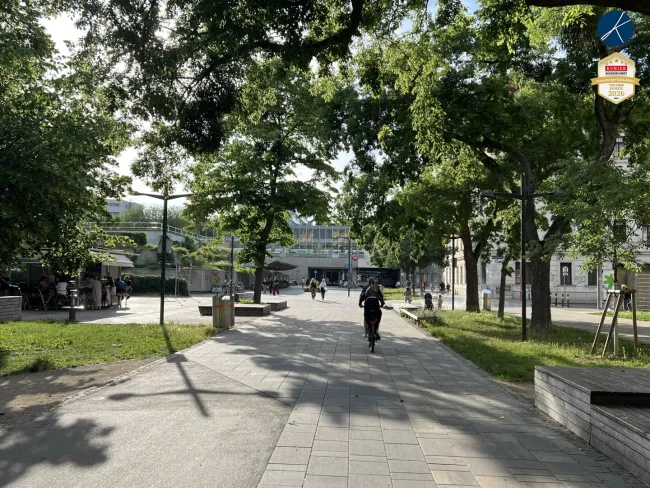 Franklinstraße - Blick Bahnhof