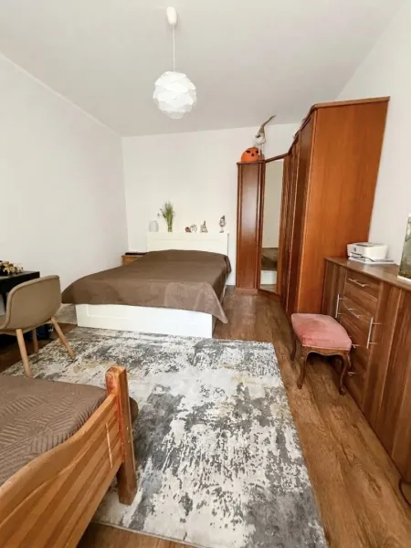 Befristet vermietete Altbauwohnung in ruhiger Hernalser Lage