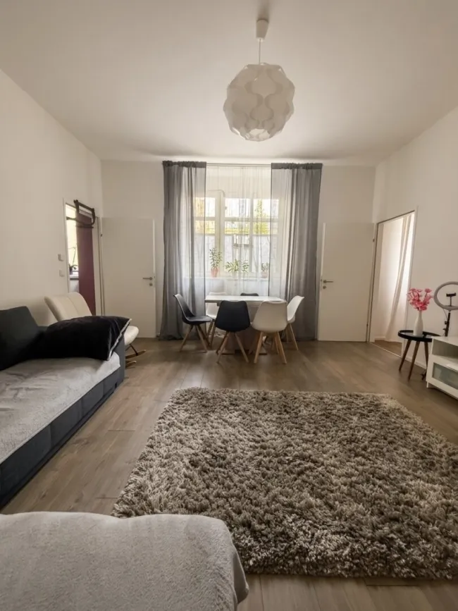 Befristet vermietete Altbauwohnung in ruhiger Hernalser Lage - Titelbild