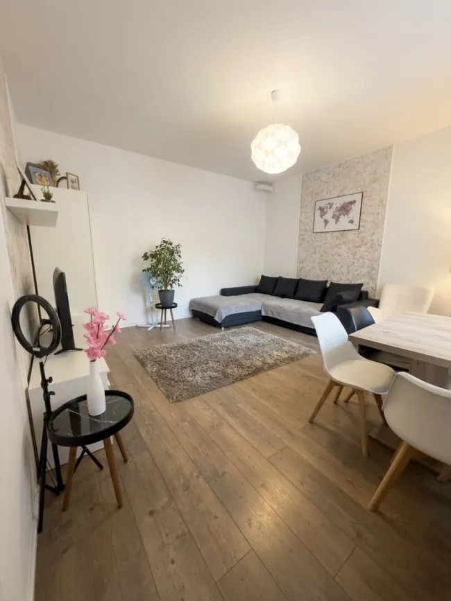 Befristet vermietete Altbauwohnung in ruhiger Hernalser Lage - Bild