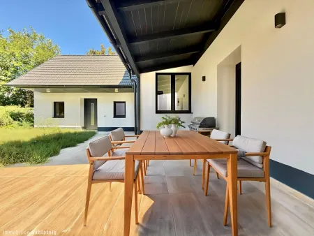 MODERNES EINFAMILIENHAUS in Rabensburg! 4 Zimmer, Garten, Terrasse und Garagen!