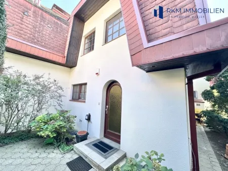 Exklusives Eck-Townhouse in einer der begehrtesten Wohnlagen Wiens