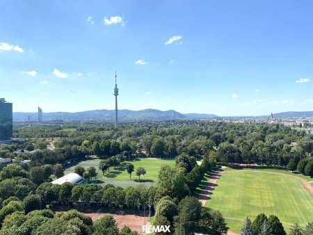 Terrassen-Garconniere im 21. Stock mit Donaupark- Fernblick bei der U1 und UNO-City
