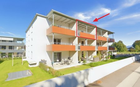 Wohnen in naturnaher Lage: Wunderbare 2-Zimmerwohnung mit Balkon in Höchst zu vermieten!