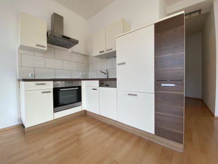 Grenzgänger aufgepasst: Tolle 3-Zimmerwohnung mit Balkon in Feldkirch-Tisis zu vermieten!