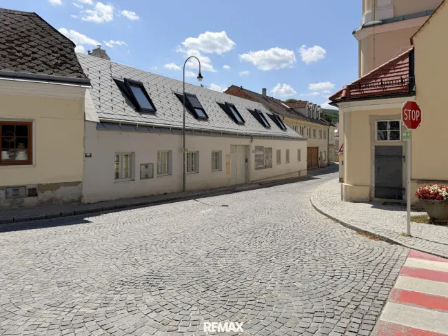 Anlage von der Straße aus