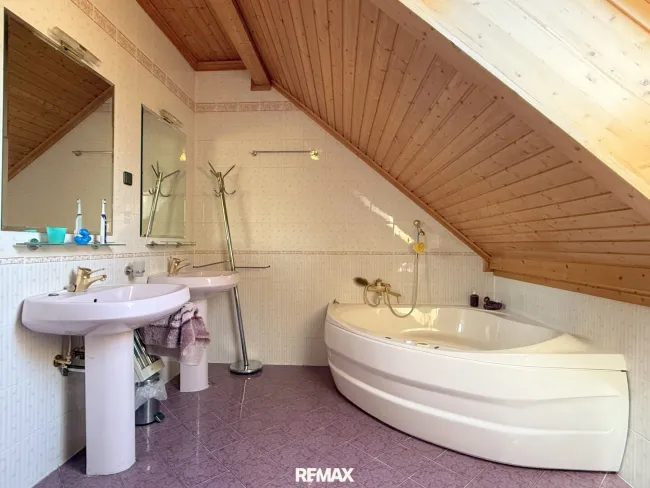 Obergeschoss - Badezimmer