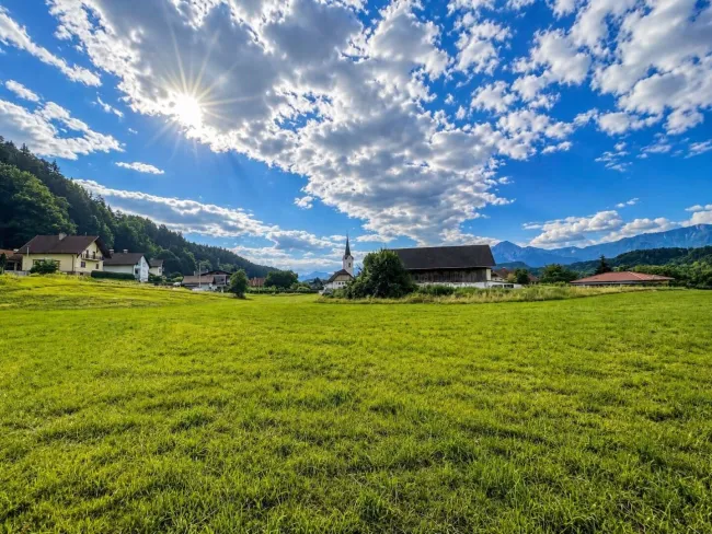 Exklusives Baugrundstück in Wernberg – Wohnen im Grünen mit viel Freiraum - Bild