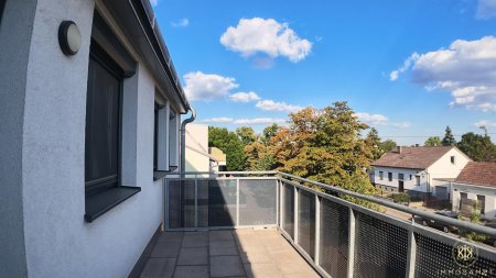 Helles 3-Zimmer-Apartment mit Balkon !