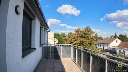 Helles 3-Zimmer-Apartment mit Balkon !