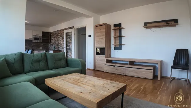 Helles 3-Zimmer-Apartment mit Balkon ! - Titelbild