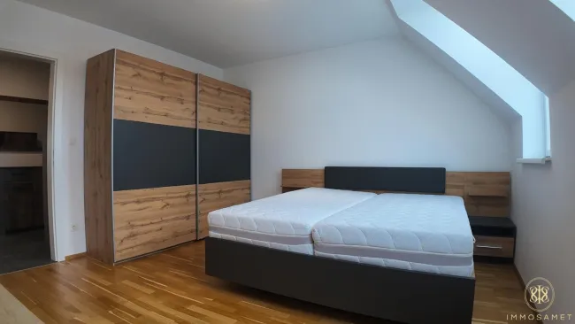 Helles 3-Zimmer-Apartment mit Balkon ! - Bild