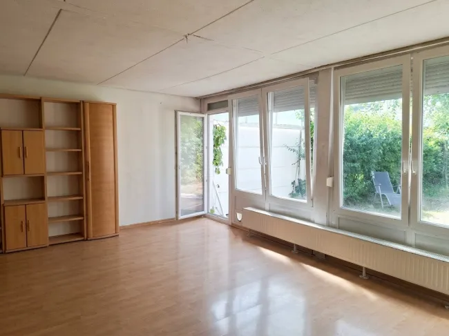 Reihenhaus mit südseitigem Garten und großem Potenzial in Maria Enzersdorf - Bild