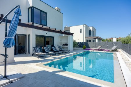 PROVISIONSFREI für den Käufer! Mediterrane Luxusimmobilie in Istrien