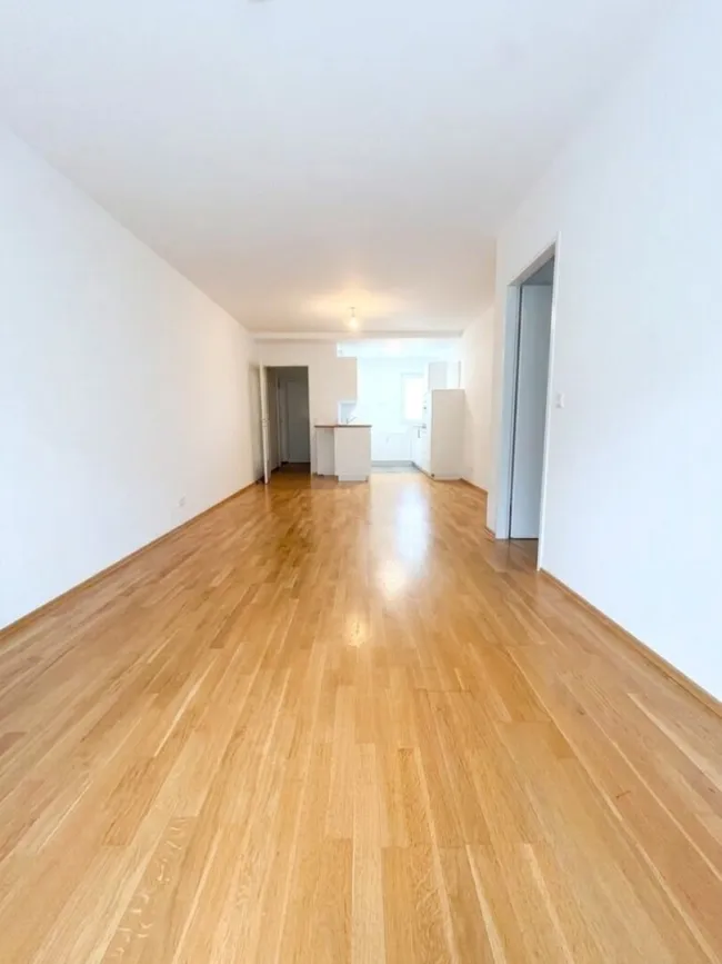 Charmante 2-Zi Wohnung mit Garten & Stellplatz in Graz 8045 - Bild