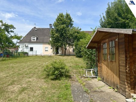 LINZ KEFERFELD:Charmantes Reihenhaus mit großen Garten im Herzen von Linz