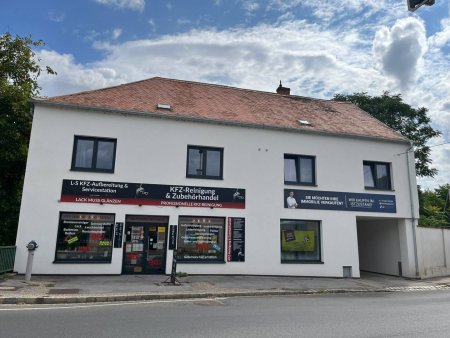 🏢 Top-Geschäftslokal in Laa in bester Lage – 2 große Schaufenster & vielseitig nutzbar