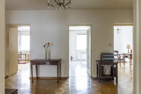 Eine sanierungsbedürftige Wohnung mit Charakter und Perspektive