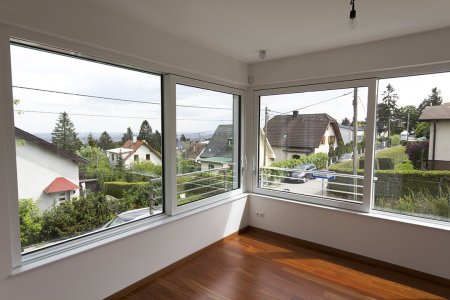 Aussichtsreich: Modernes EF-Haus in Hanglage mit Terrassen, Klima, Dornbach / Wien