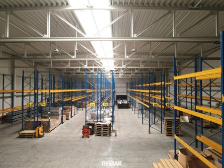 Moderne Lager- und Gewerbehalle mit 2.500 m² Außenfläche und hervorragender Verkehrsanbindung in Wolfsberg