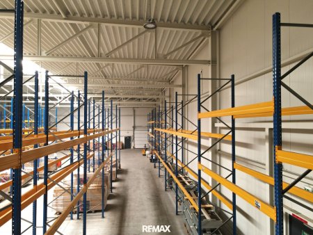 Moderne Lager- und Gewerbehalle mit 2.500 m² Außenfläche und hervorragender Verkehrsanbindung in Wolfsberg