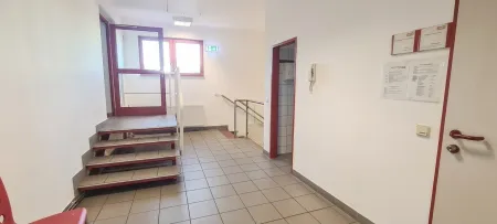 Treppenaufgang zum Büro